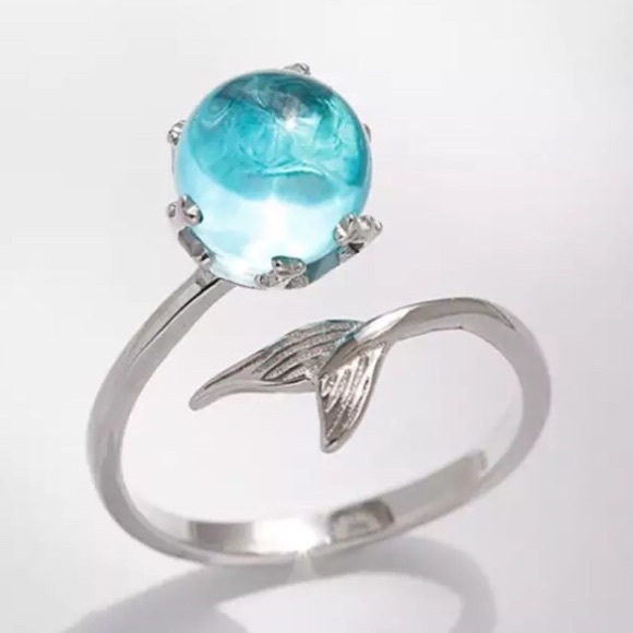 LAST ONE! Sterling Silver Mermaid Tail Bubble Ring - Picture 2 of 5